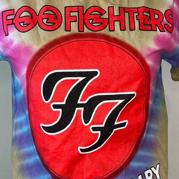 Foo Fighters Concert Tour Tee Size Small - Picture 2 of 4